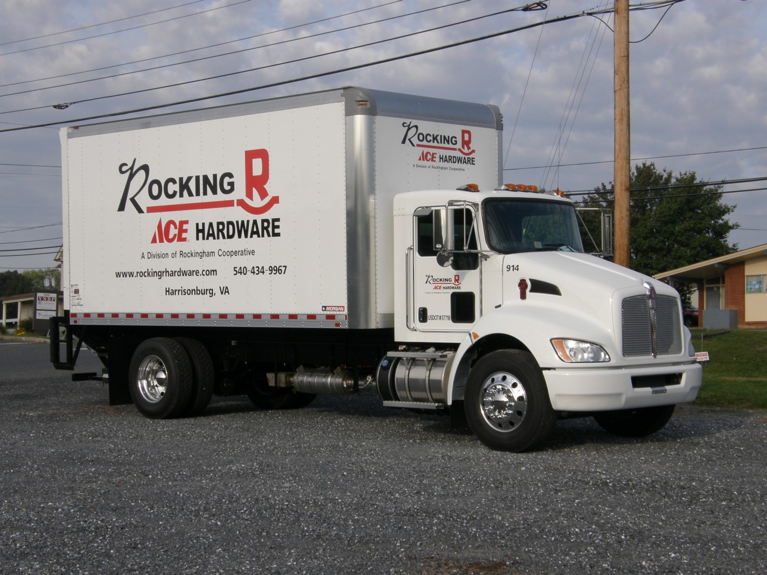 Vehicle Graphics, Car Signs, Harrisonburg